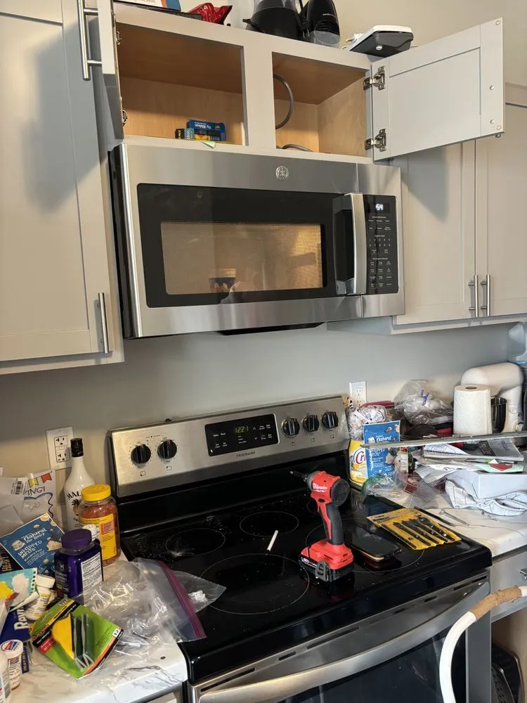 Slide of Appliance 911