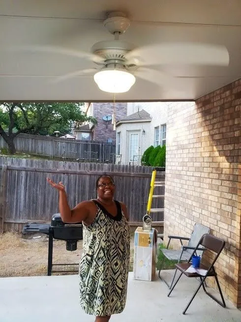 Certified electrical service for homes in lighting installation, by