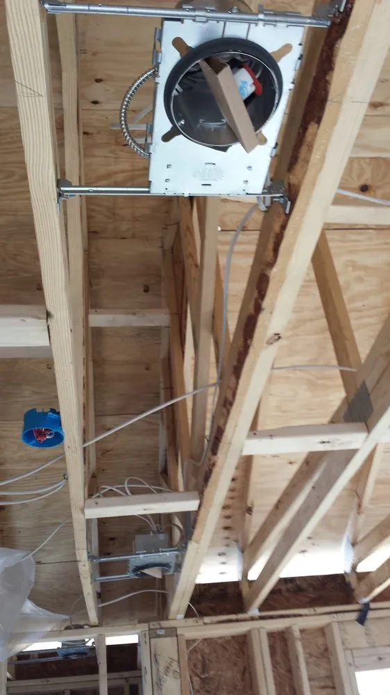 Slide of APU Electric