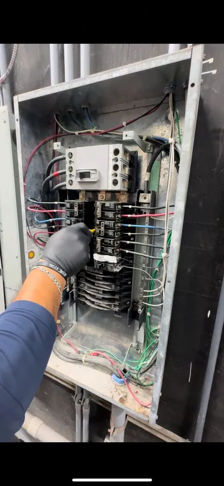 Professional electrician providing lighting installation in Port St. Lucie, FL - AQ AC & Electric