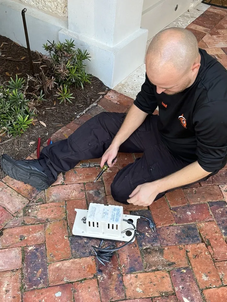 Certified panel upgrade experts serving Port St. Lucie, FL - AQ AC & Electric