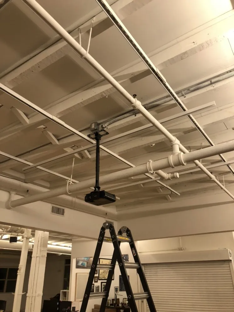 Reliable electrician providing circuit breaker repair in City of Industry, CA - AR Power