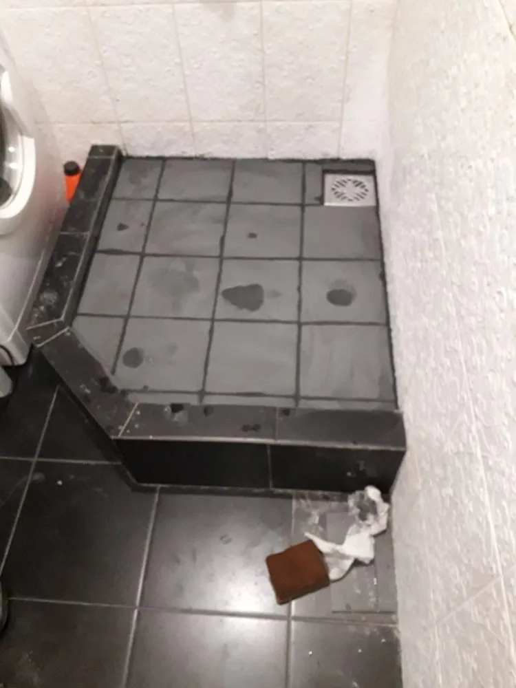 Slide of Ara Handyman