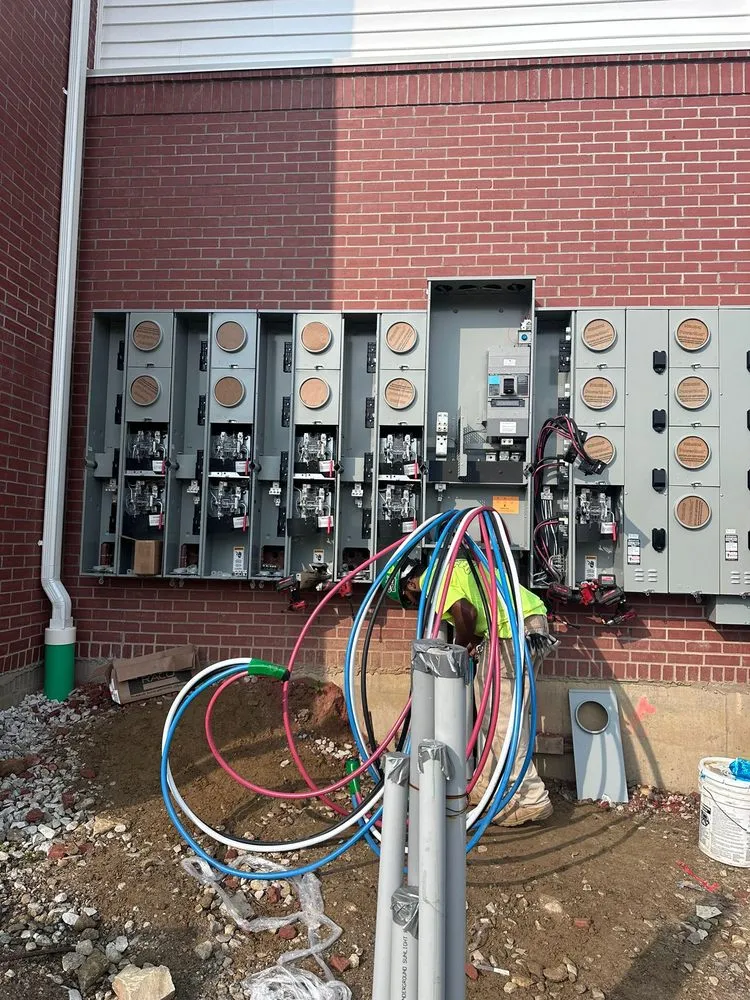 Certified electrician providing electrical repair in Slatervle Spg, NY - Aragon Electrical