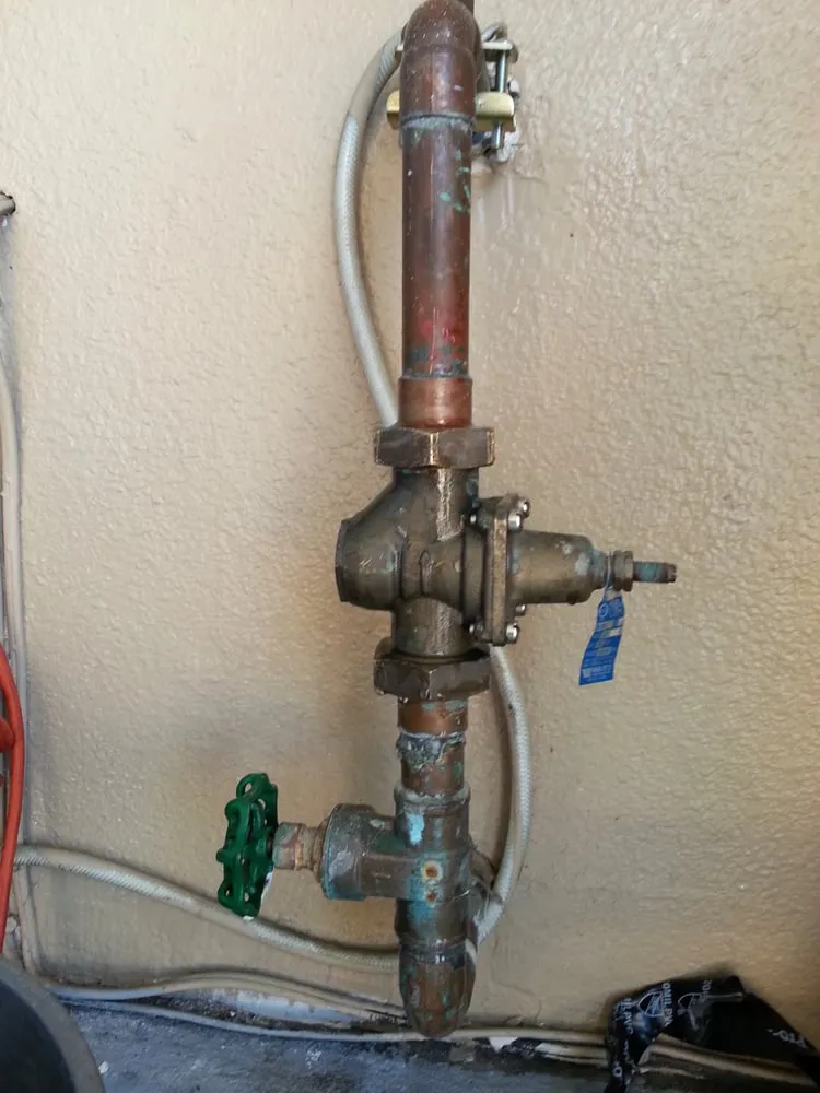 Licensed lighting installation service in San Deigo, CA - Araiza Handyman Service & Repair