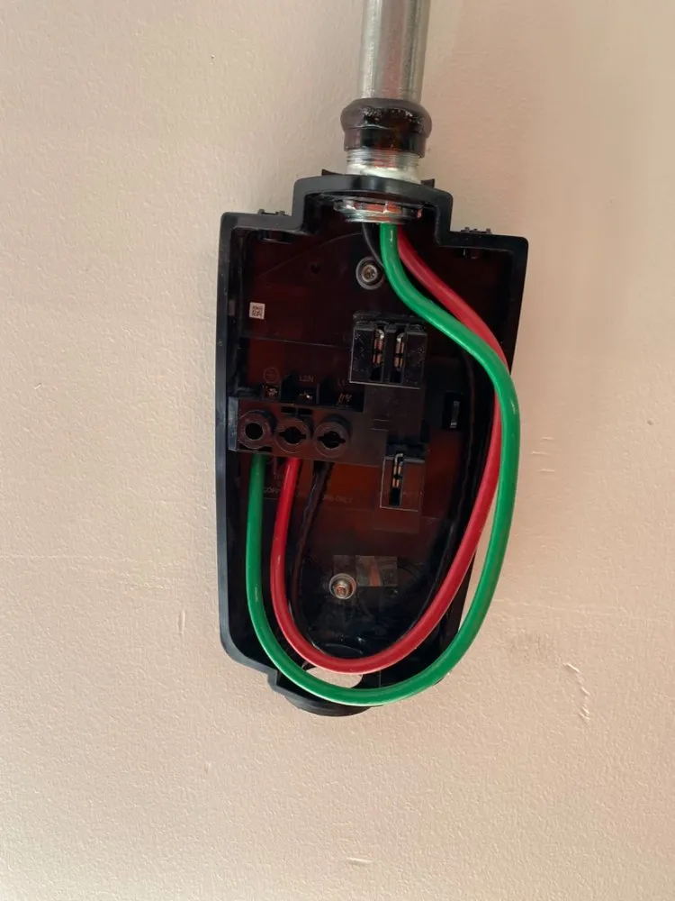 Slide of Ararat Electric