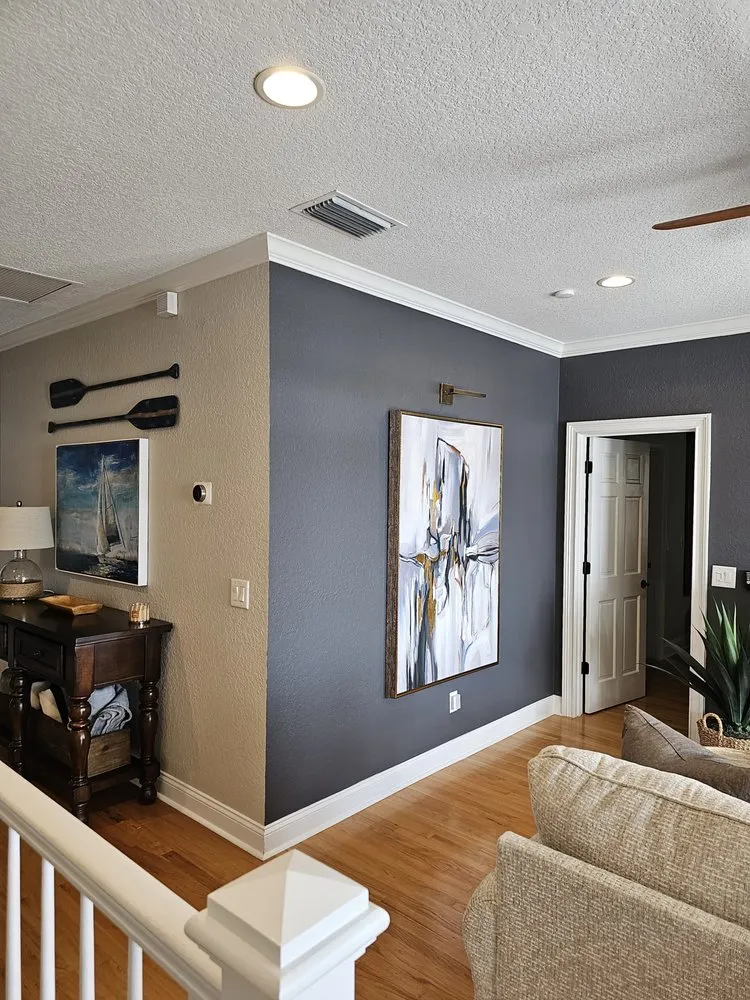 Slide of Ara's Multiservices