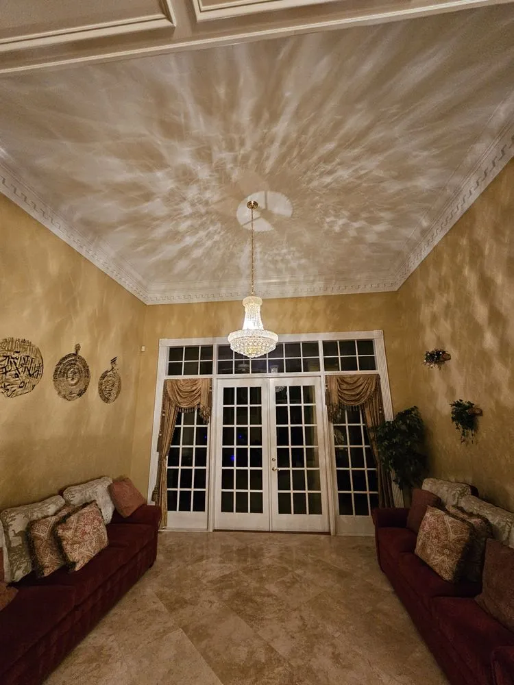 Slide of Ara's Multiservices