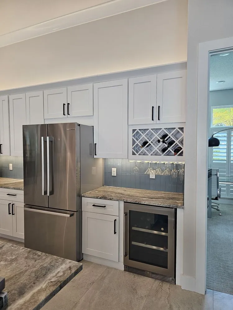 Slide of Ara's Multiservices