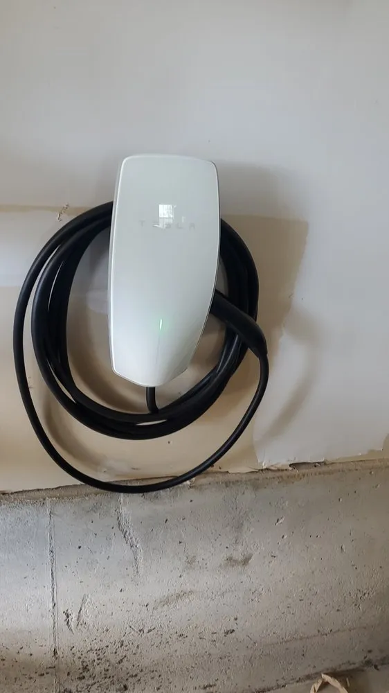 Slide of Aratech Services