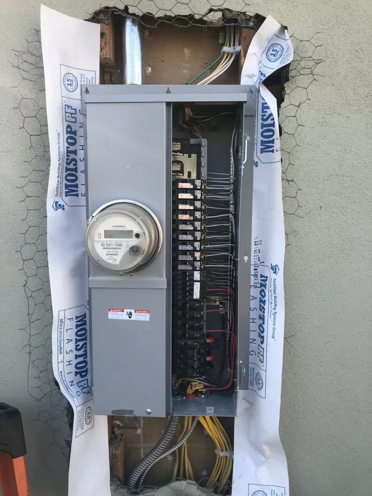 Slide of Araus Electric