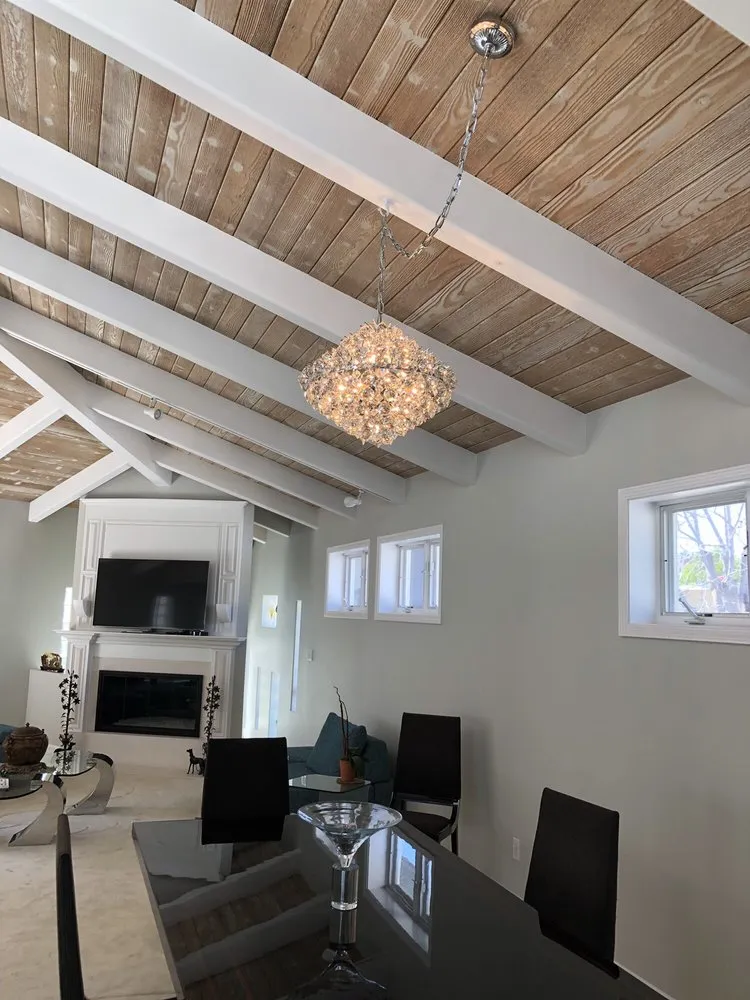 Slide of Araus Electric