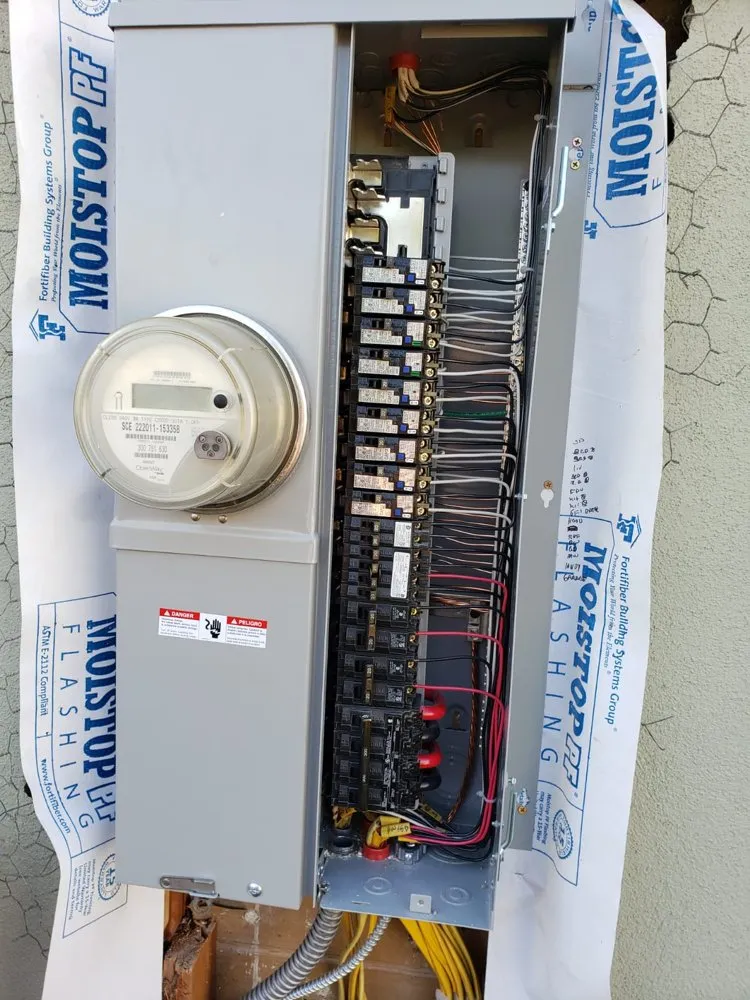 Slide of Araus Electric