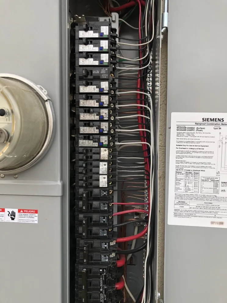 Slide of Araus Electric