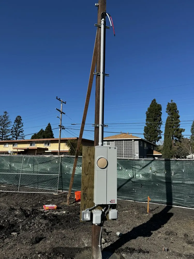 Slide of Araz Electric