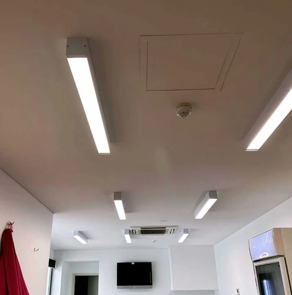 Slide of Arbor Lodge Electric