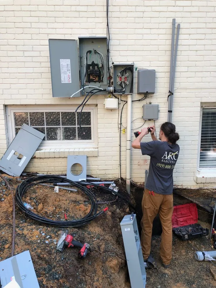 Emergency electrical repair experts serving Fuquay-varina, NC - ARC Electric