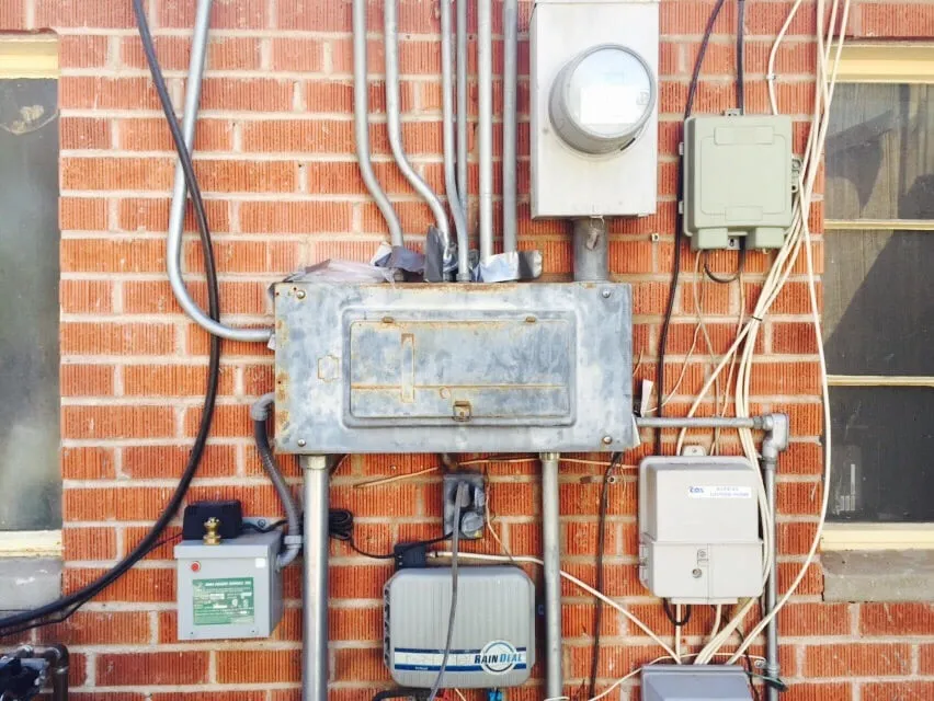 Affordable emergency electrical service in Overgaard, AZ by Arc Electrical