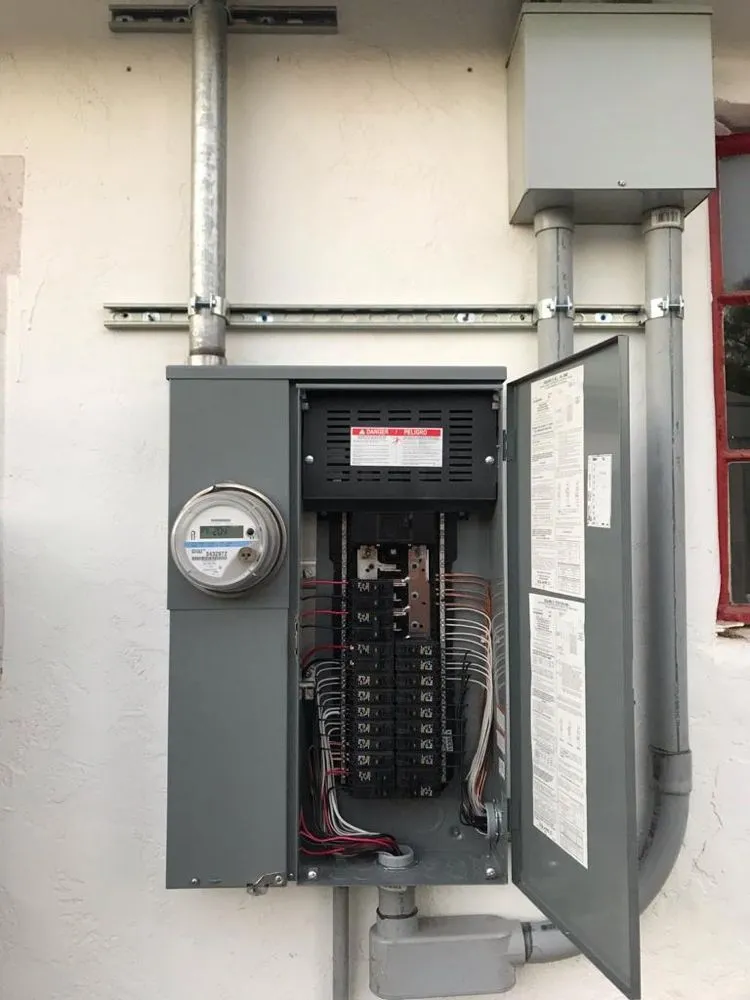 Slide of Arce Electric