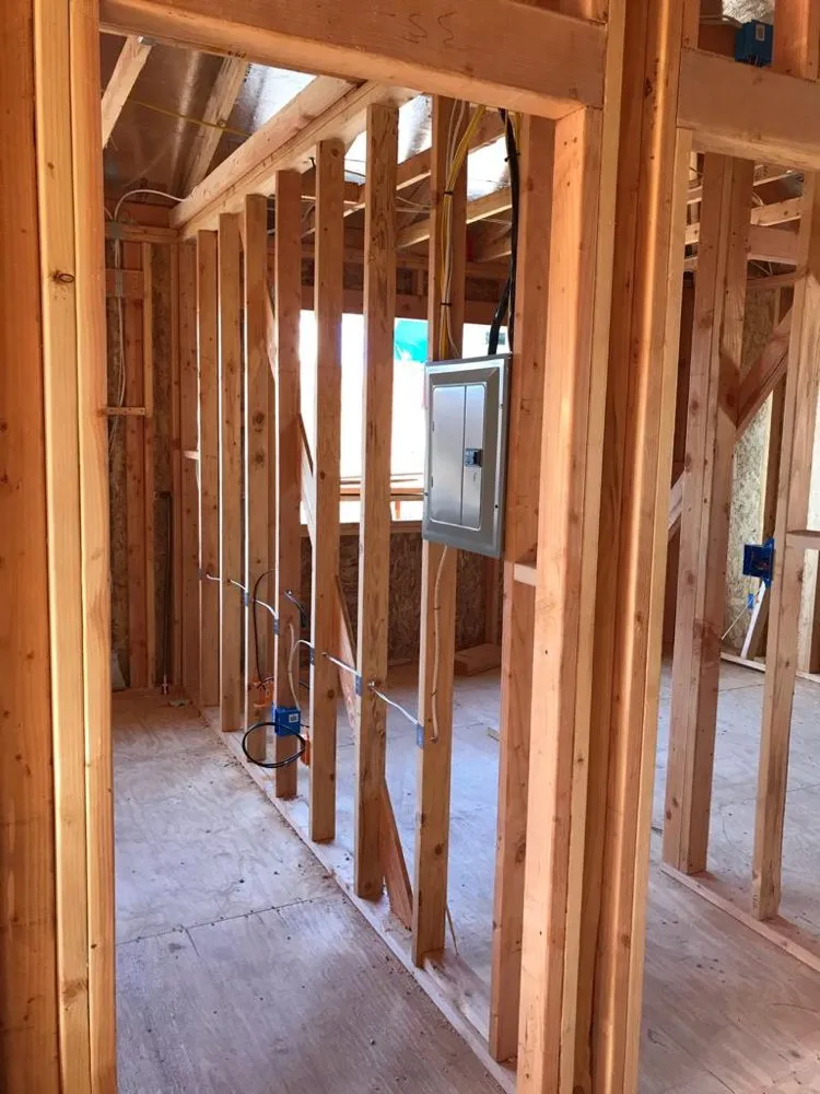 Slide of Arce Electric