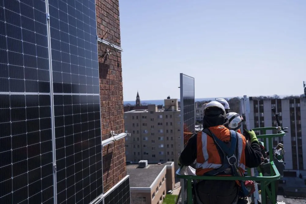 Slide of Arch Electric