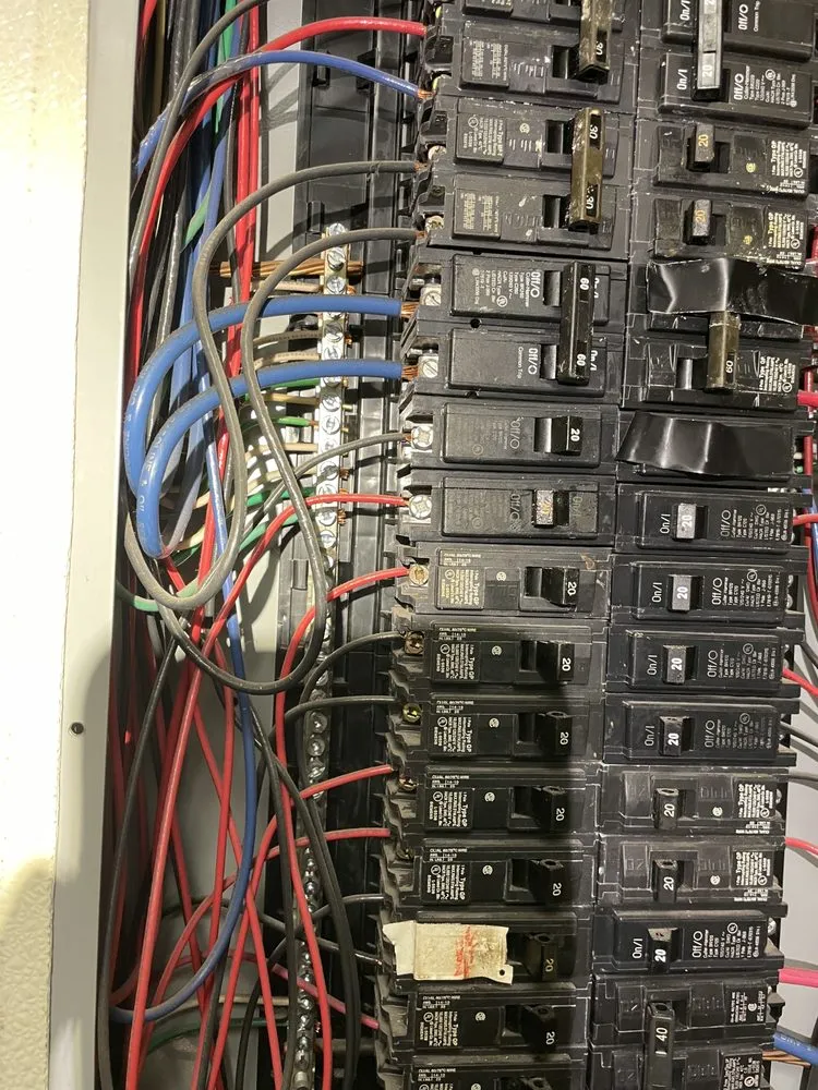Reliable panel upgrade service in St. Louis, MO - ARCH ELECTRIC