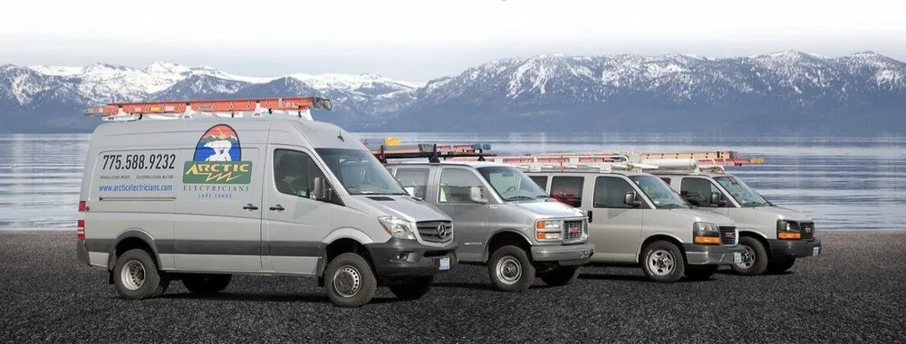 Licensed electrician providing emergency electrical service in Stateline, NV - Arctic Electricians
