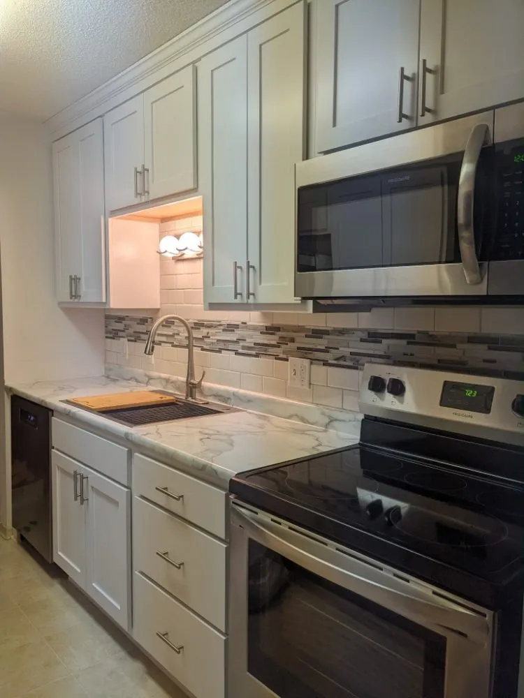 Slide of Ardila Remodeling