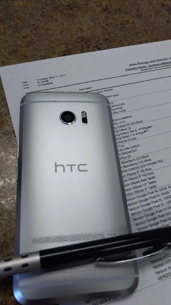 Slide of Area Wireless, Verizon Authorized Retailer