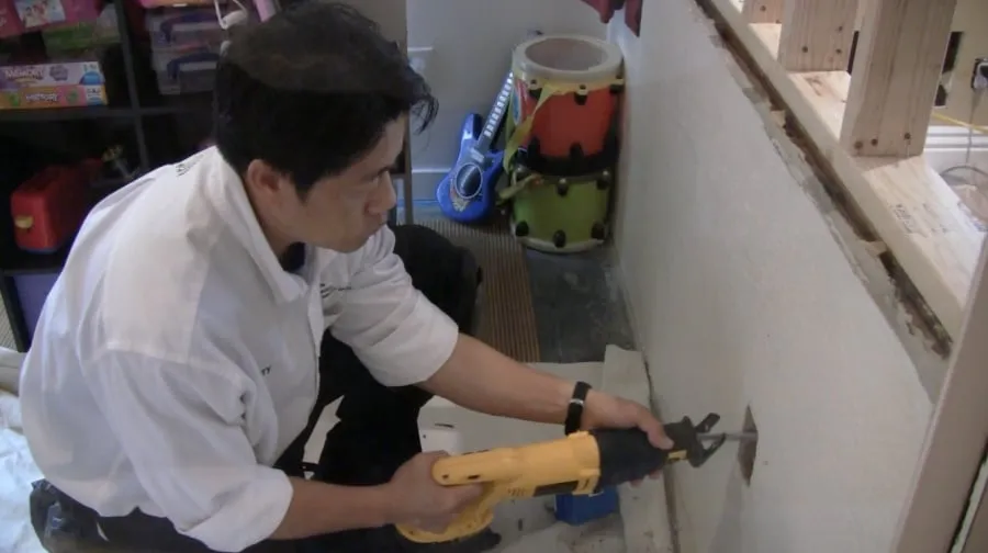 Slide of Aren Electric