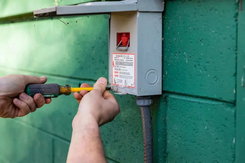 Slide of Argo Electrical Services