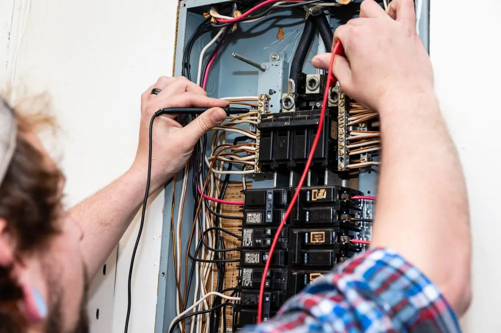 Slide of Argo Electrical Services