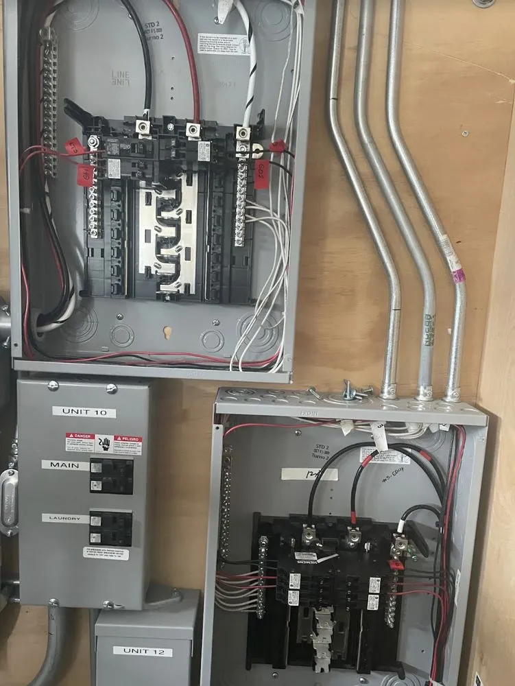 Slide of Aria Handyman