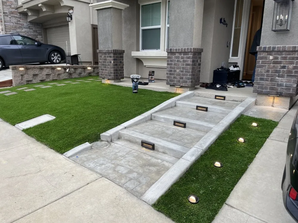 Slide of Aria Handyman