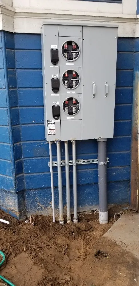 Slide of Arias F Electric