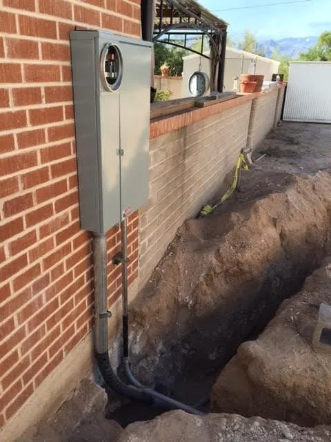 Emergency electrical service for homes in circuit breaker repair,  by 