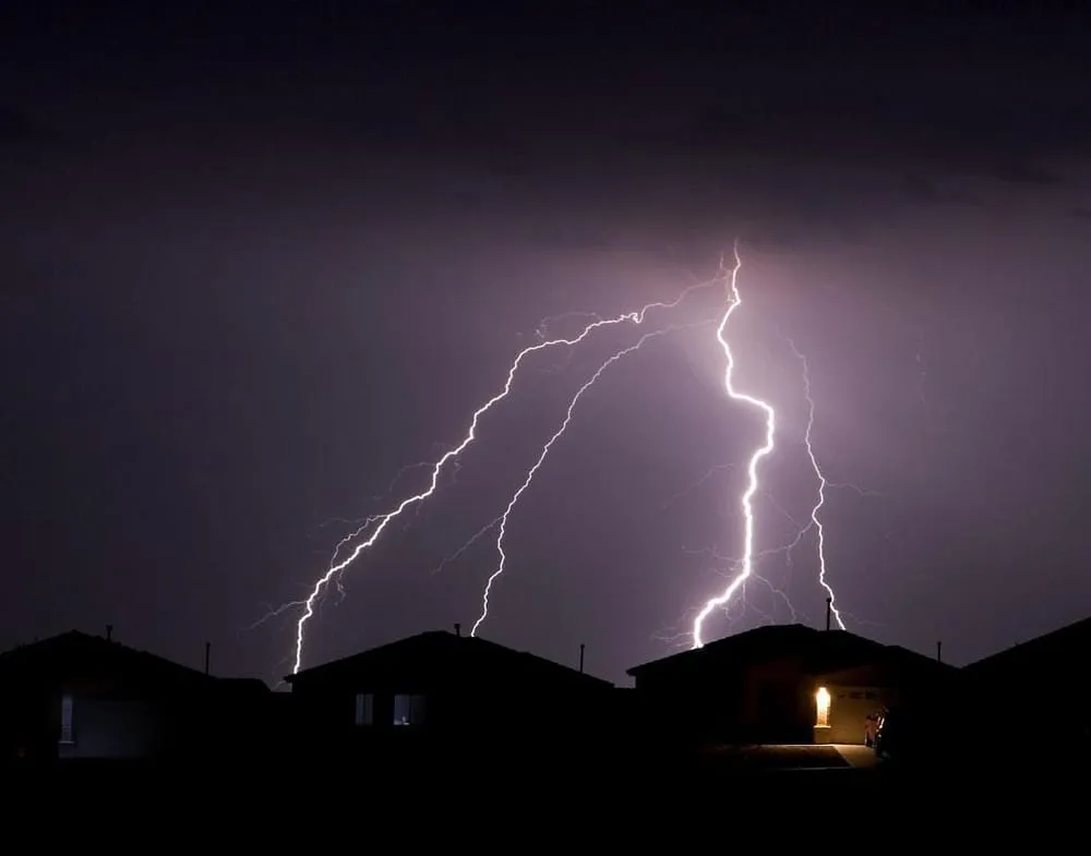 Slide of Ark Generators & Electrical Services