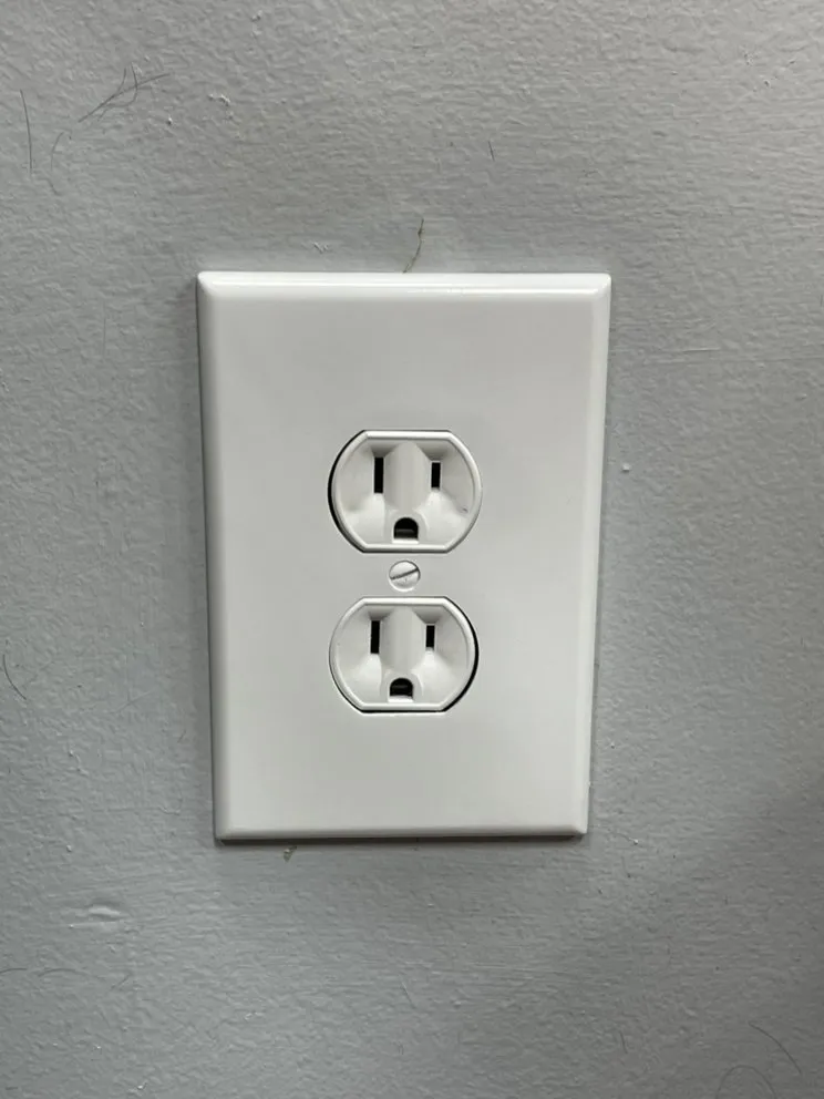 Slide of Arlie’s Electrical and Handyman Service