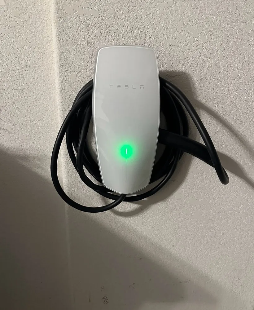 Slide of ARM Electricians