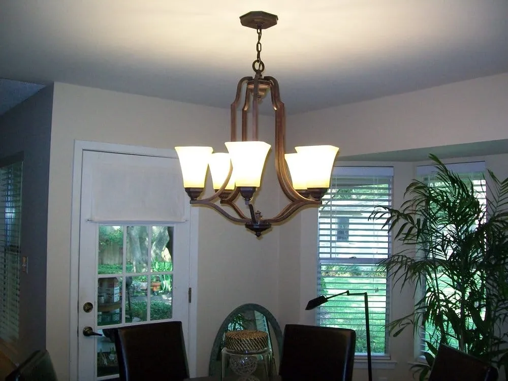 Slide of Armadillo Electrical Services