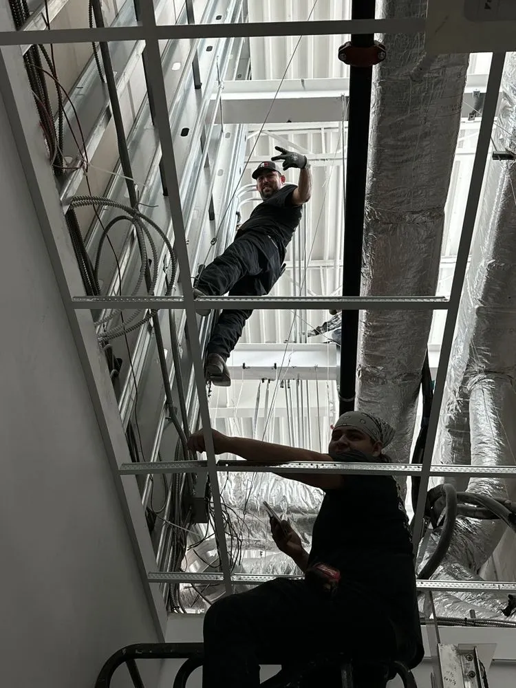 Slide of Armando Electric