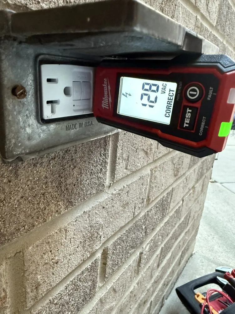 Slide of Armando Electricians