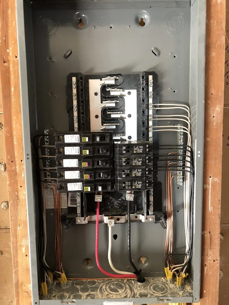 Slide of Armaz Electric