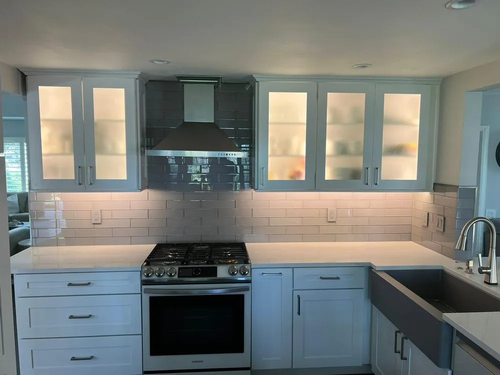 Reliable electrician providing panel upgrade in ,