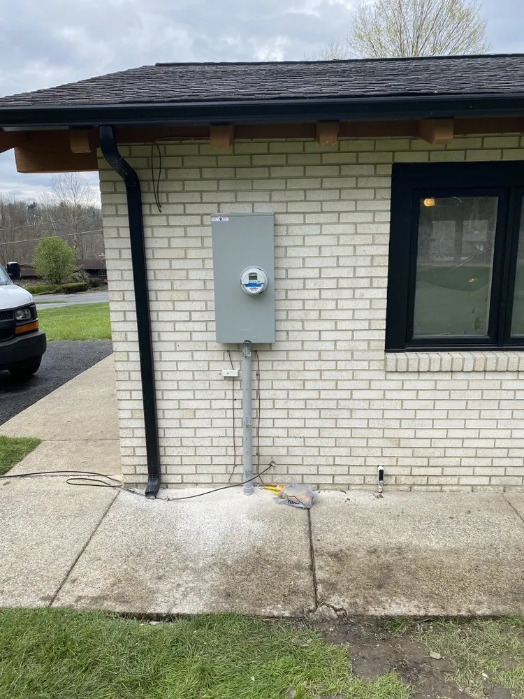 Trusted circuit breaker repair service in Beaver, WV - Armor Electric