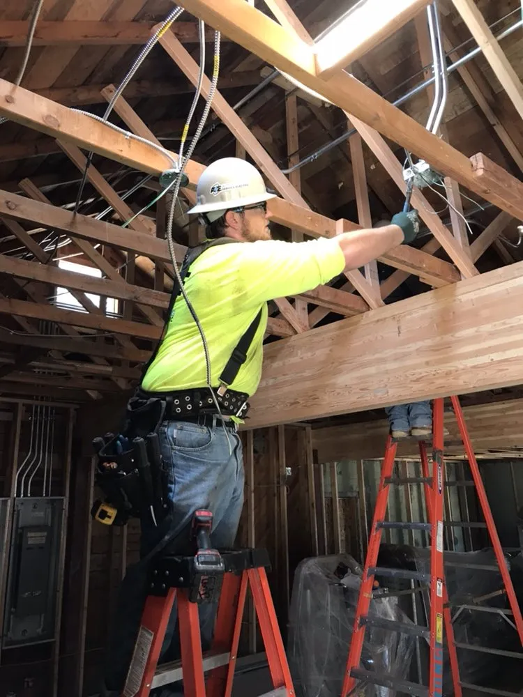 Licensed emergency electrical service in ,  by Armstrong Service Electric