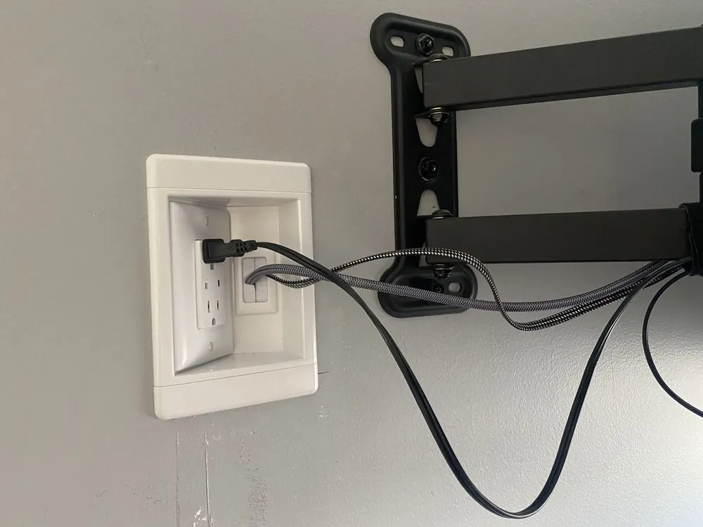 Slide of Arnie's Electric