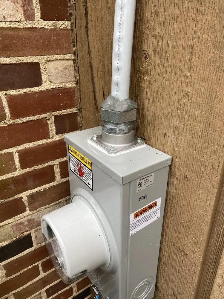 Slide of Arnie's Electric