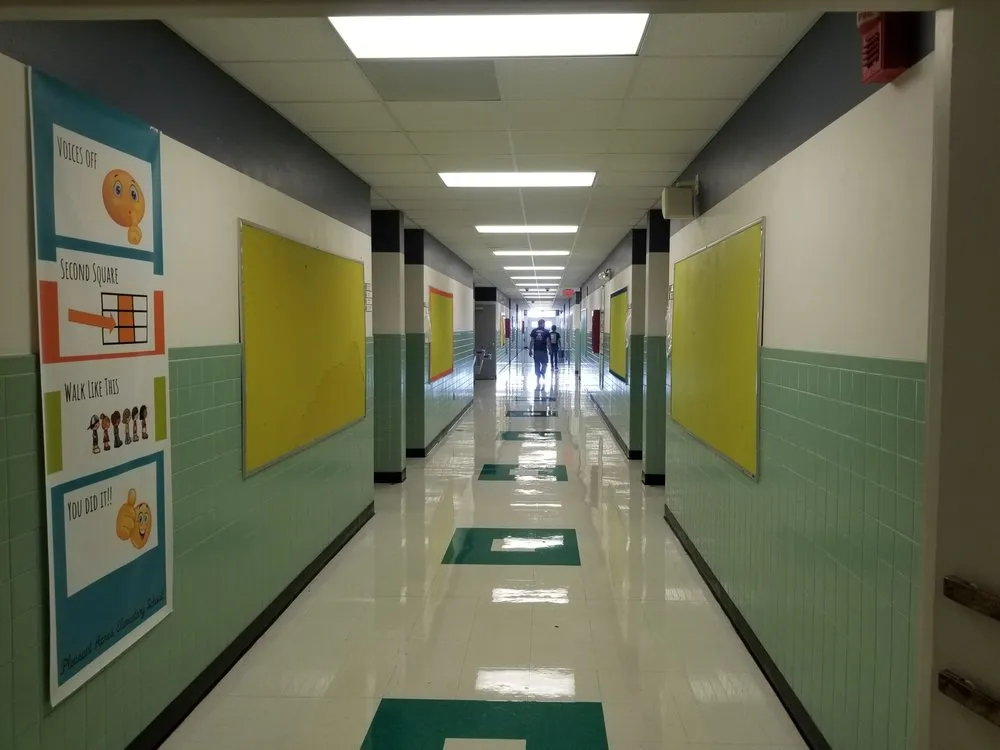 Certified electrical service for homes in emergency electrical service, by