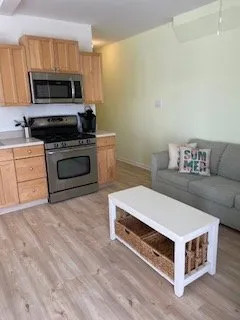 Slide of Aroma'z Home